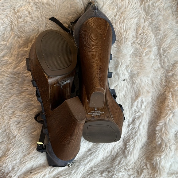 G by Guess Wedges Sandals Women’s Size 8 Pre Owned Condition Please See Notes - Picture 14 of 15